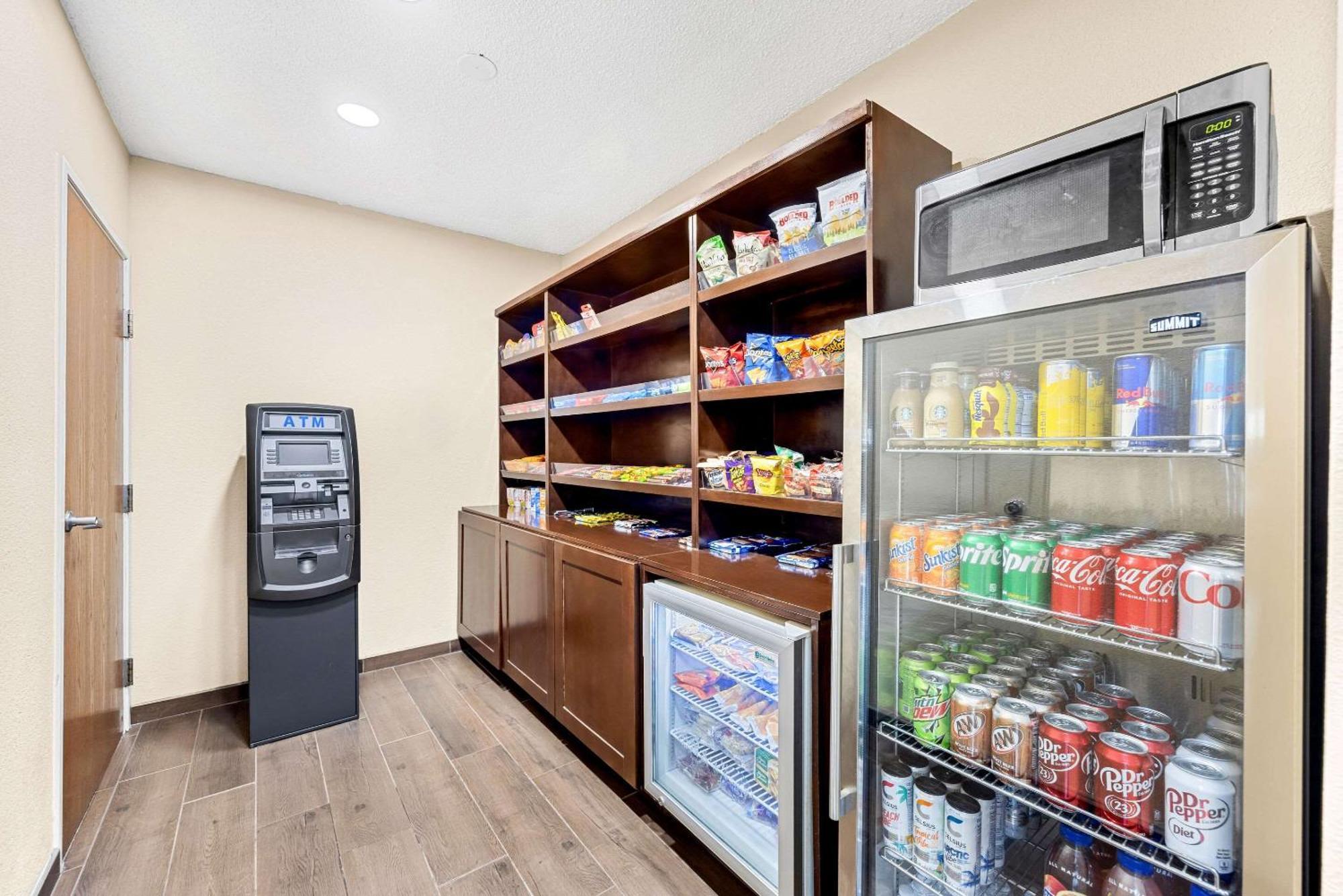 Comfort Inn & Suites Пуэбло Экстерьер фото