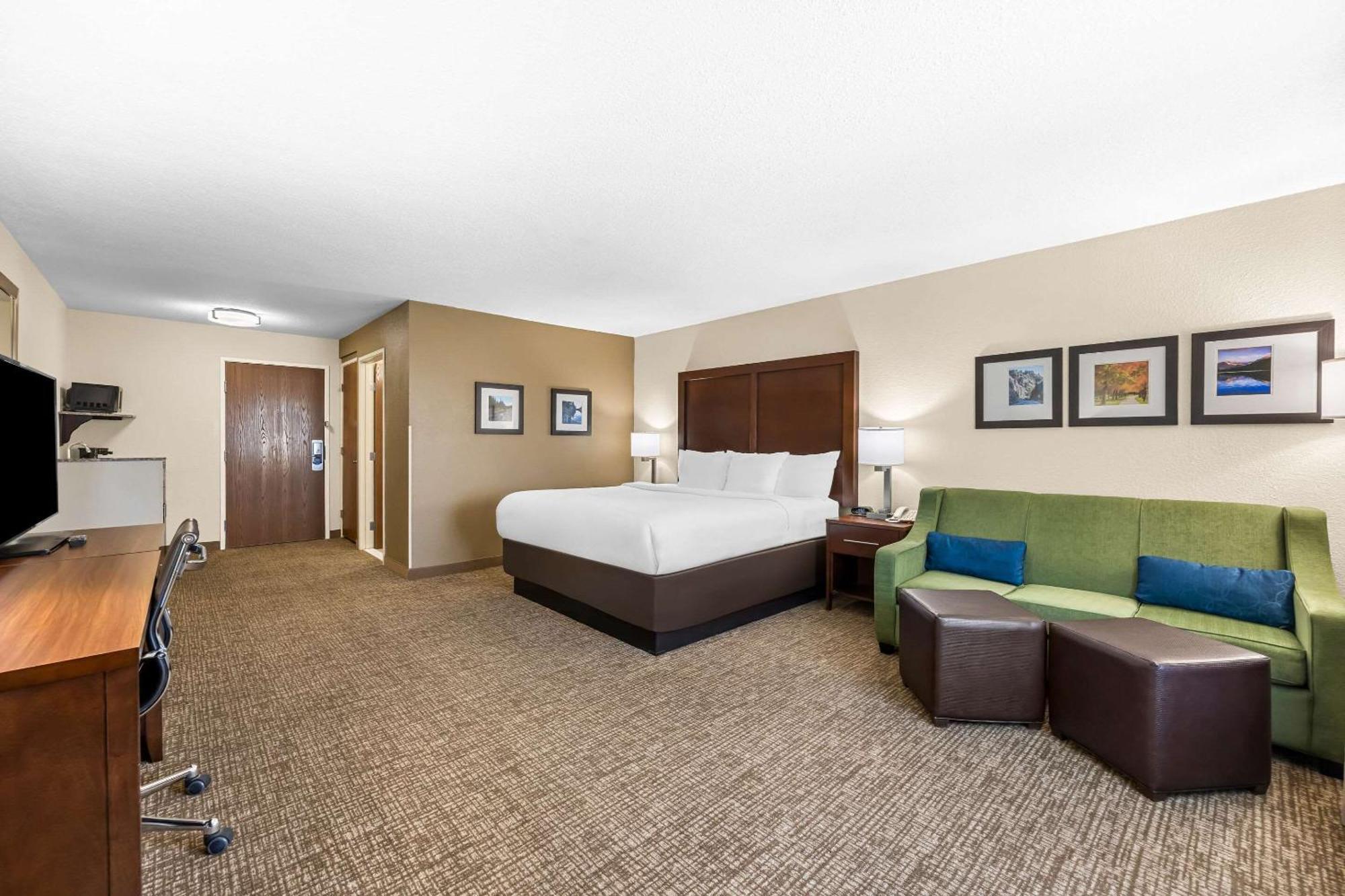 Comfort Inn & Suites Пуэбло Экстерьер фото