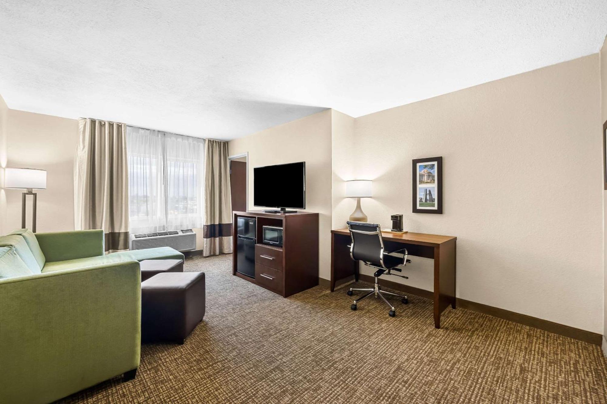 Comfort Inn & Suites Пуэбло Экстерьер фото