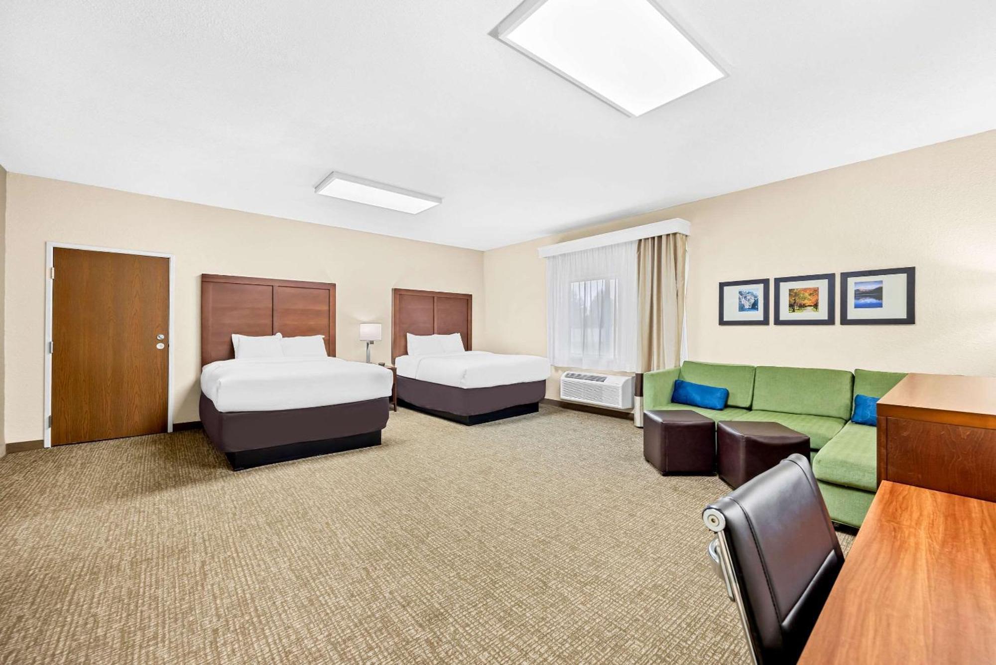 Comfort Inn & Suites Пуэбло Экстерьер фото
