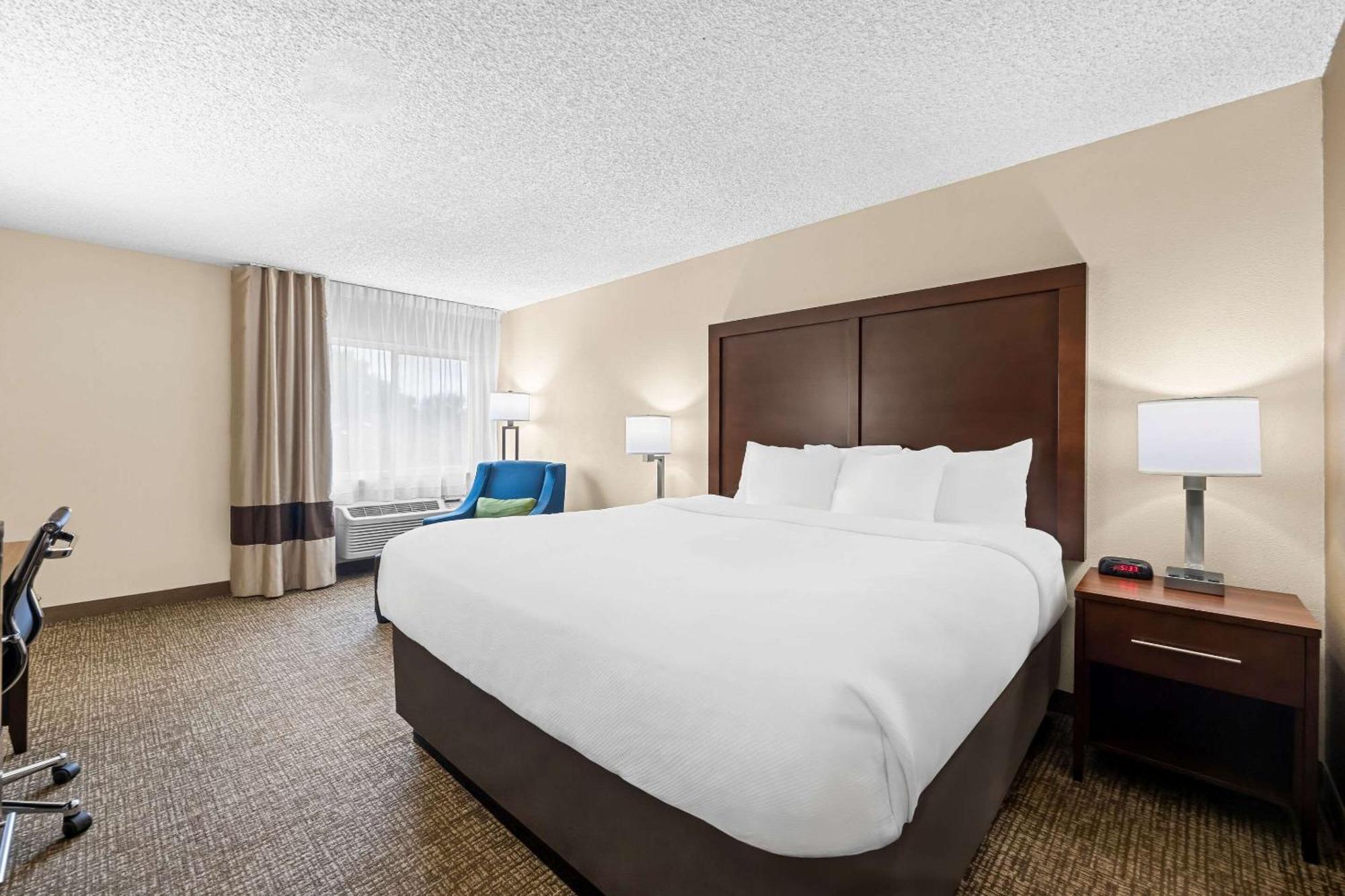 Comfort Inn & Suites Пуэбло Экстерьер фото
